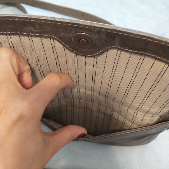 Frye Melissa Camera Crossbody bag. Ice (Gray). - Picture 4 of 12